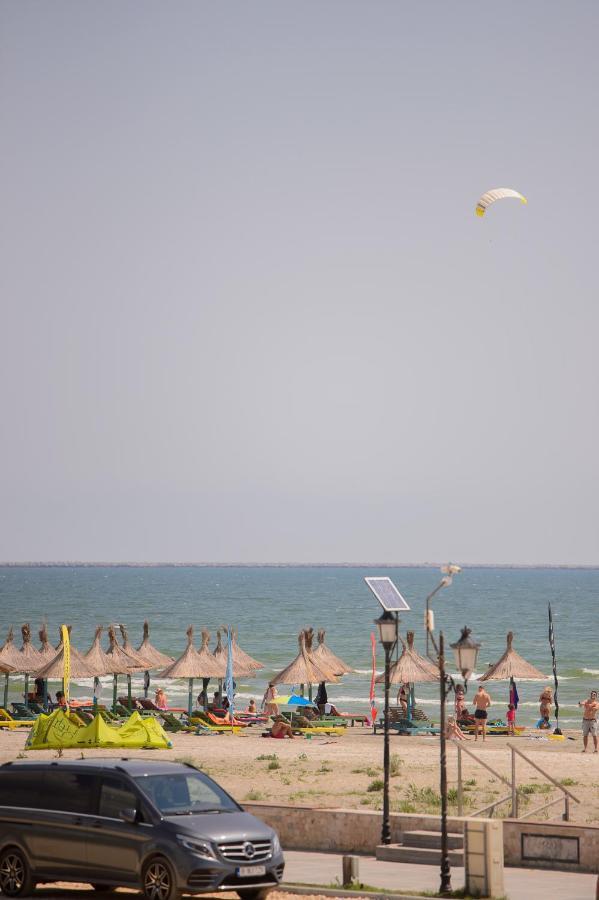 Apartment Summerland Mamaia Eksteriør billede